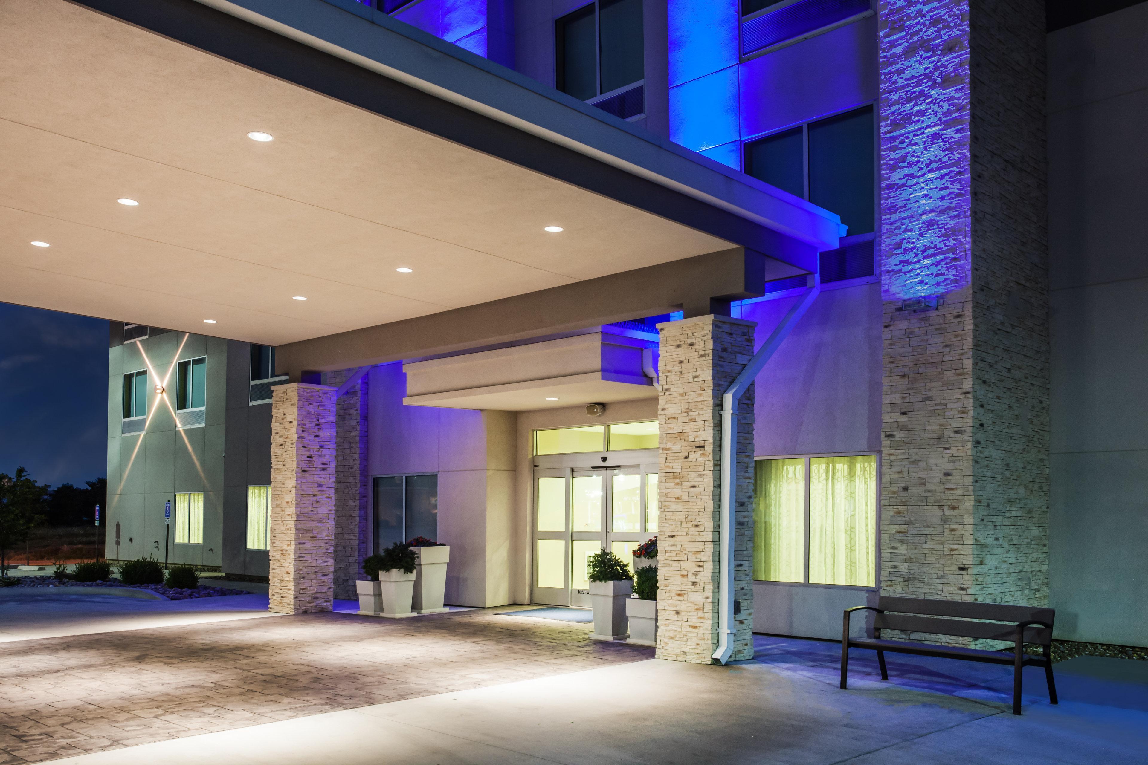 Holiday Inn Express & Suites Litchfield By Ihg Ngoại thất bức ảnh