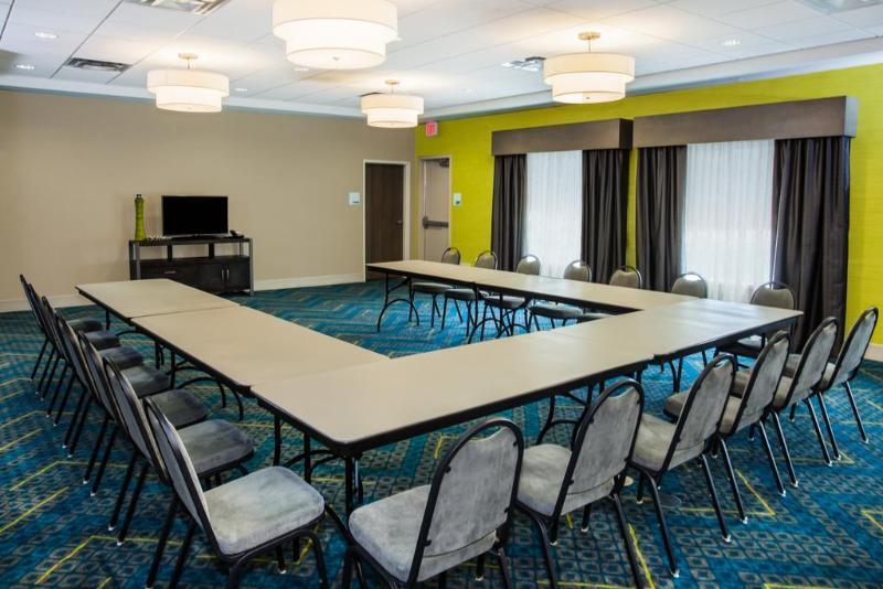 Holiday Inn Express & Suites Litchfield By Ihg Ngoại thất bức ảnh